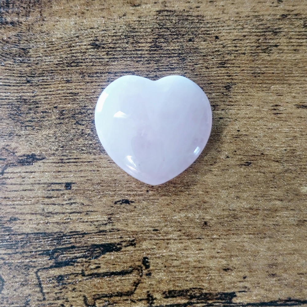 ROSE QUARTZ HEART